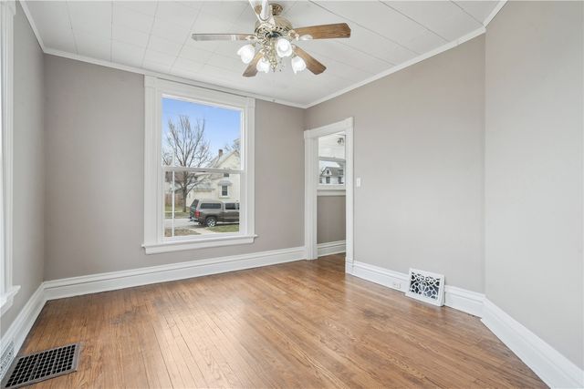 1645 D Avenue NE, Cedar Rapids, IA 52402