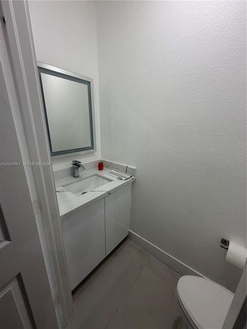 10904 SW 240th Lane, Homestead, FL 33032