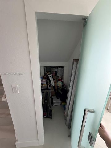 10904 SW 240th Lane, Homestead, FL 33032
