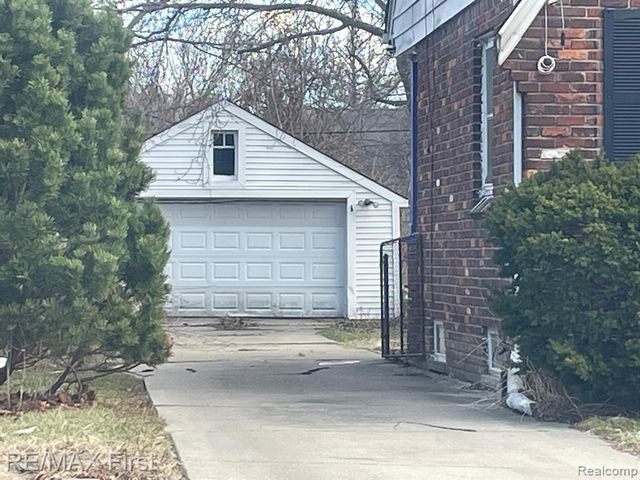 6334 Hereford Street, Detroit, MI 48224