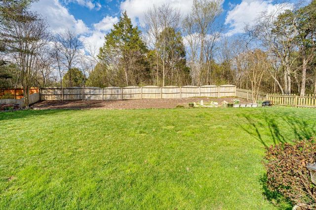 6108 Turtle Pointe Drive, Hixson, TN 37343