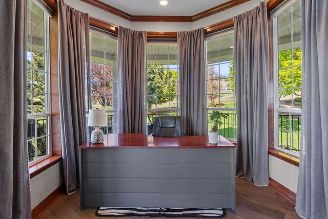 7406 S Deerview Ln, Spokane, WA 99223