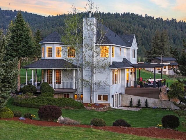 7406 S Deerview Ln, Spokane, WA 99223