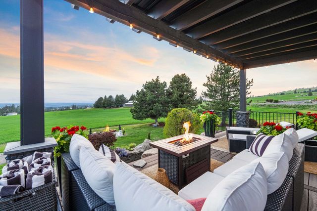 7406 S Deerview Ln, Spokane, WA 99223