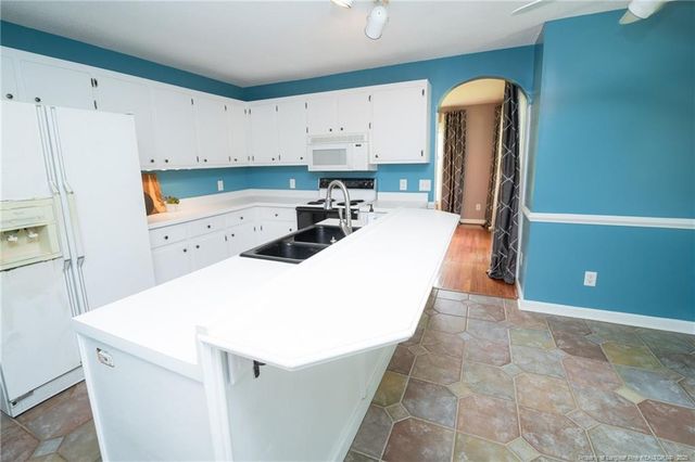 303 Brookfield Circle, Sanford, NC 27330