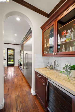 23 Stonebrae Rd, Hayward, CA 94542