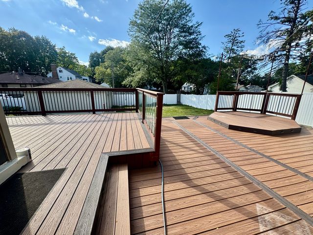518 Clark Street, Elgin, IL 60123