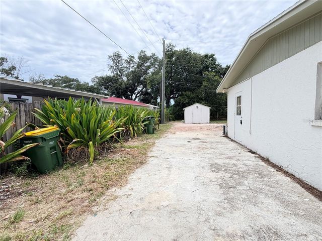 3842 HAWKEYE CIRCLE, Sarasota, FL 34232