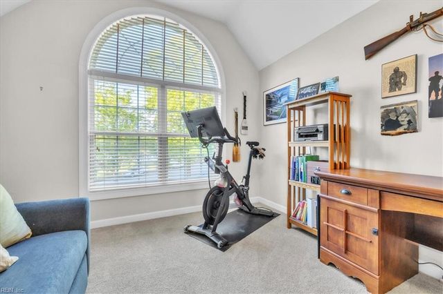 2313 McNelly LN, Virginia Beach, VA 23456