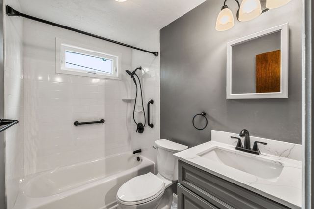 36 Perry Street, Weymouth, MA 02189