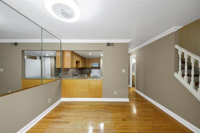 471 Northridge Crossing Drive, Atlanta, GA 30350