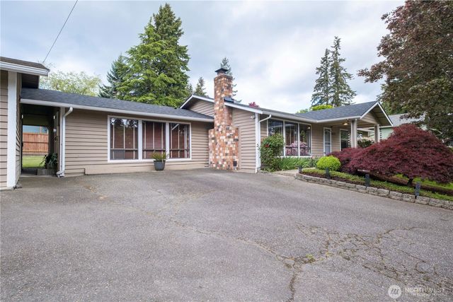 21906 Old Poplar Way, Brier, WA 98036