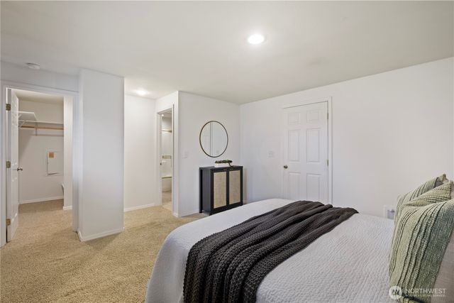 21906 Old Poplar Way, Brier, WA 98036