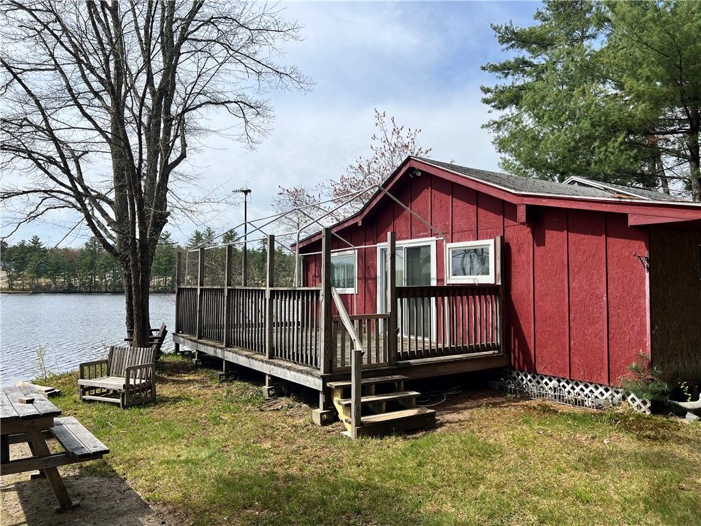 285 Ayoho Road, Coventry, RI 02816