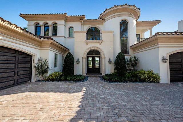 17567 Cadena Drive, Boca Raton, FL 33496