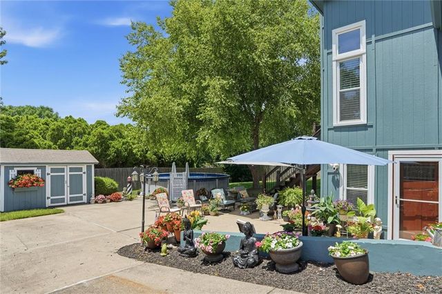 204 N WALKER Drive, Raymore, MO 64083