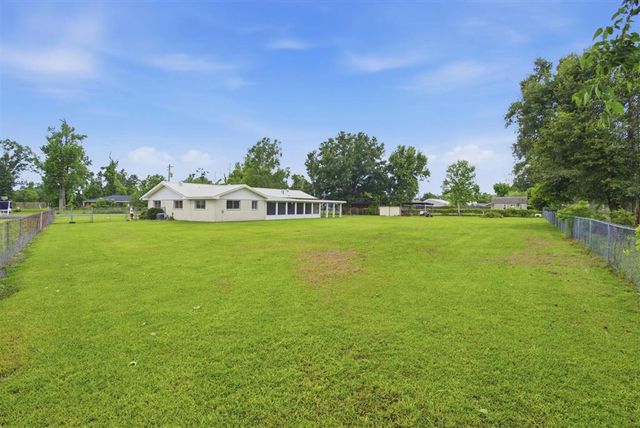 325 Noma, Westlake, LA 70669