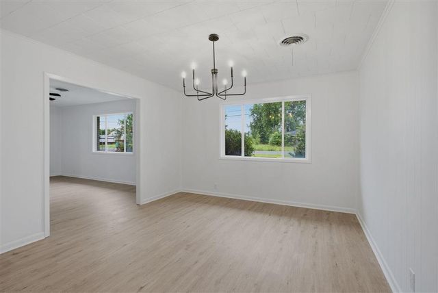 325 Noma, Westlake, LA 70669