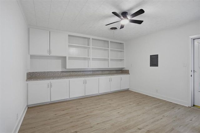 325 Noma, Westlake, LA 70669