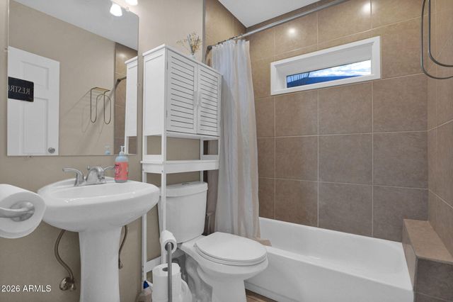 1111 W MCDOWELL Road, Phoenix, AZ 85007