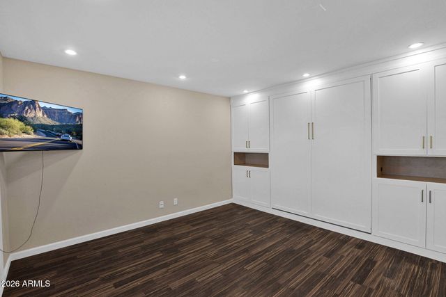 1111 W MCDOWELL Road, Phoenix, AZ 85007