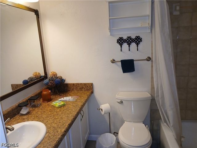 4513 SW 8th CT 103, Cape Coral, FL 33914