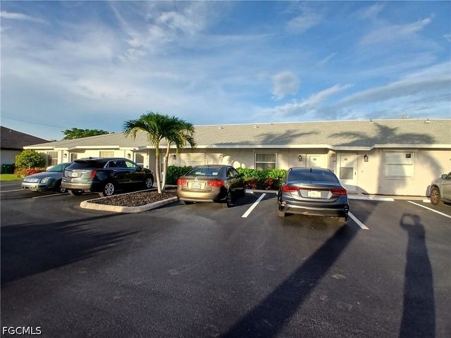 4513 SW 8th CT 103, Cape Coral, FL 33914