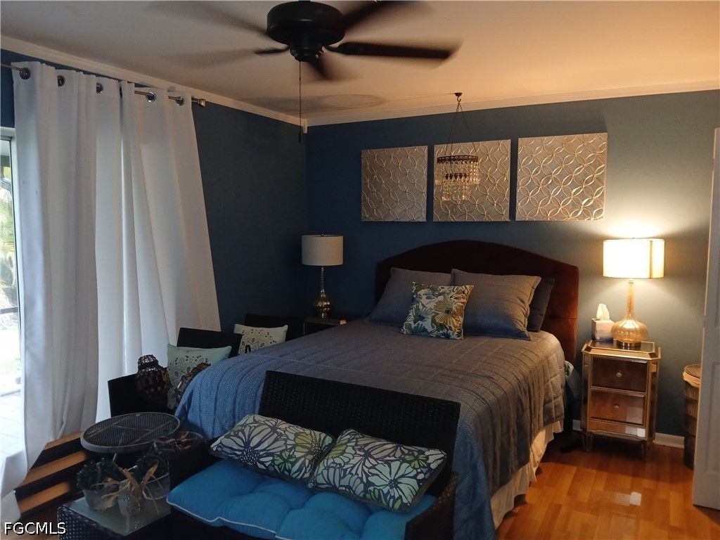Image 12 of property listing at 4513 SW 8th CT 103, Cape Coral, FL 33914