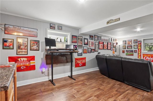 10022 Antioch Road, Overland Park, KS 66212