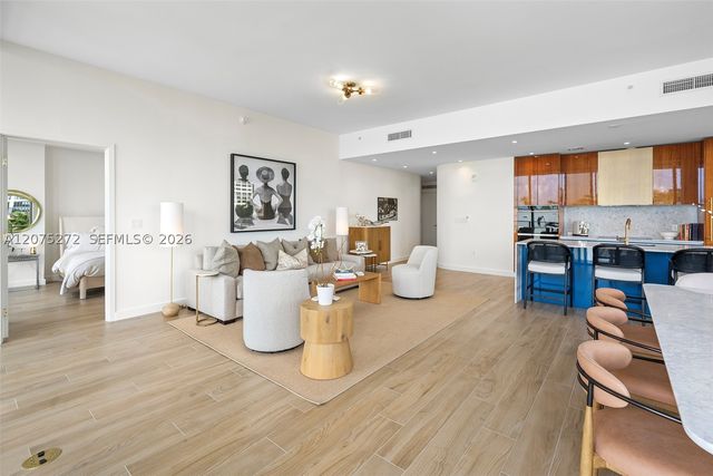 2678 Tigertail Ave 401, Miami, FL 33133