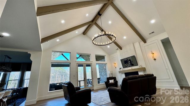 1360 Sain Road, Hickory, NC 28602