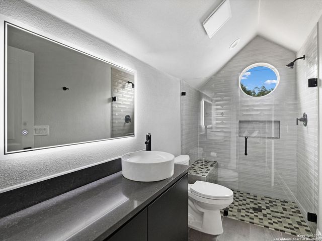 7 Davenport Lane, San Antonio, TX 78257