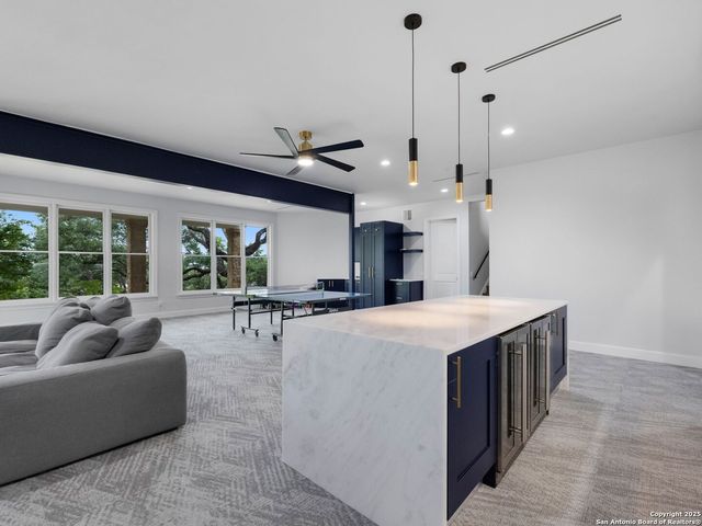 7 Davenport Lane, San Antonio, TX 78257