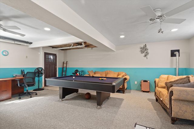 12 Pearl St, Auburn, MA 01501