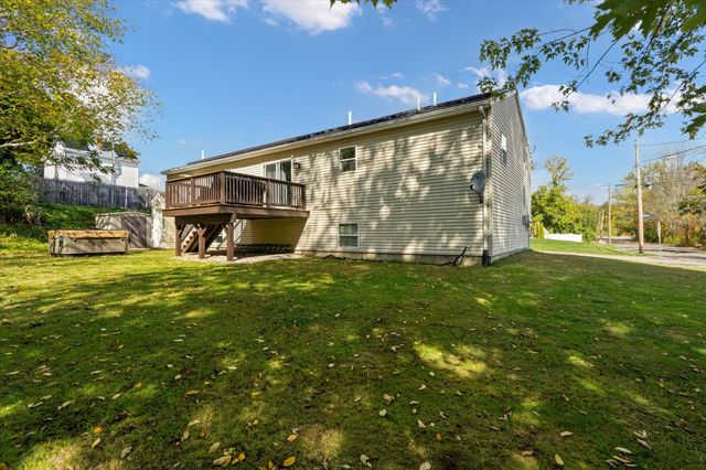 12 Pearl St, Auburn, MA 01501