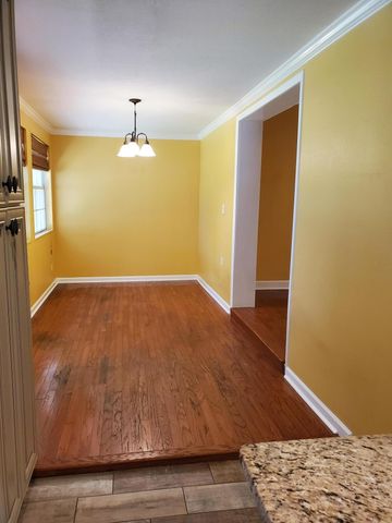 13 SE Pryor Road, Fort Walton Beach, FL 32548