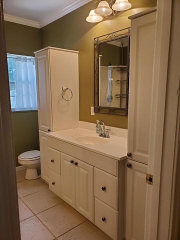 13 SE Pryor Road, Fort Walton Beach, FL 32548