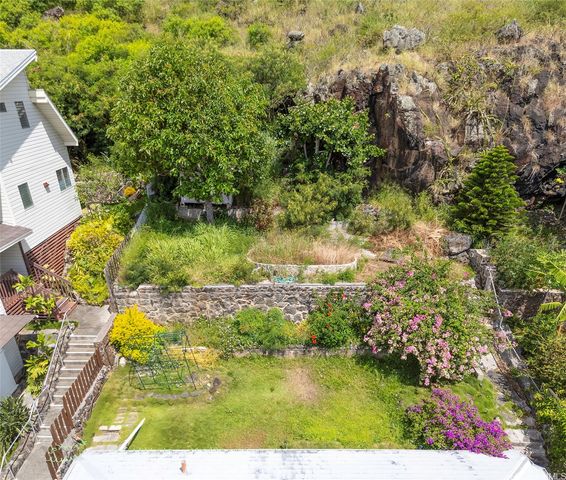 3251 Palolo Terrace Place, Honolulu, HI 96816