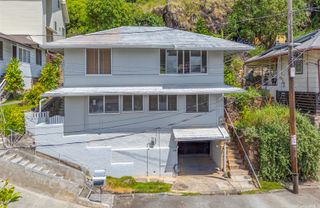 3251 Palolo Terrace Place, Honolulu, HI 96816