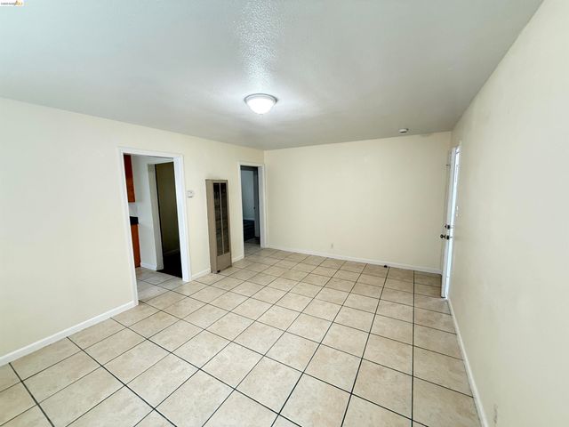 1817 73Rd Ave, Oakland, CA 94621