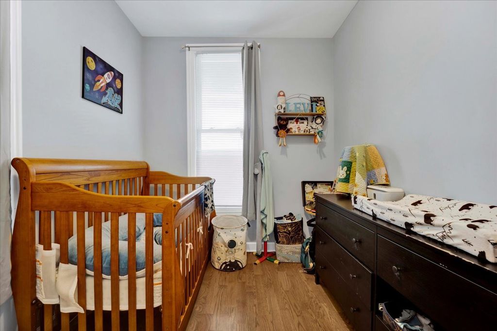 Image 30 of property listing at 1821 N Tripp Avenue, Chicago, IL 60639