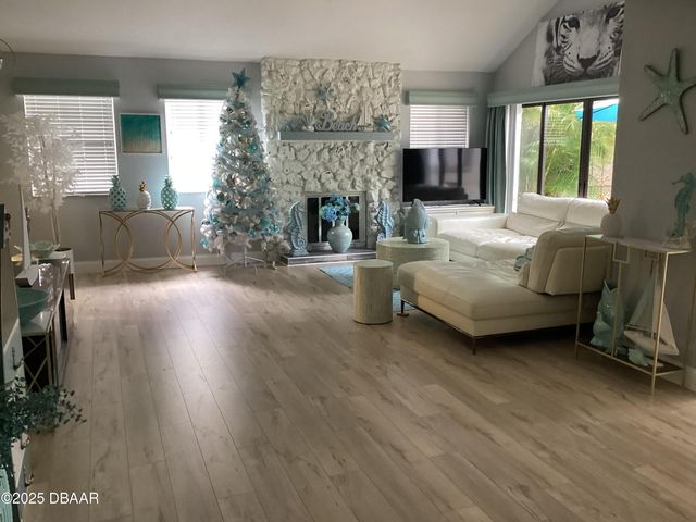 216 Pine Cone Trail, Ormond Beach, FL 32174