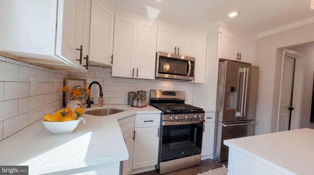 5 BORDENSHIRE DR, Bordentown, NJ 08505