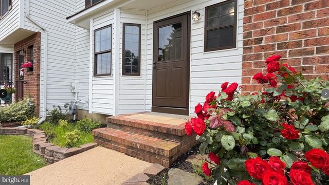5 BORDENSHIRE DR, Bordentown, NJ 08505