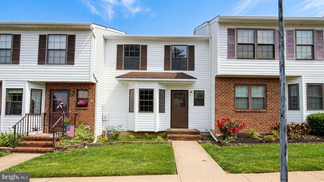 5 BORDENSHIRE DR, Bordentown, NJ 08505