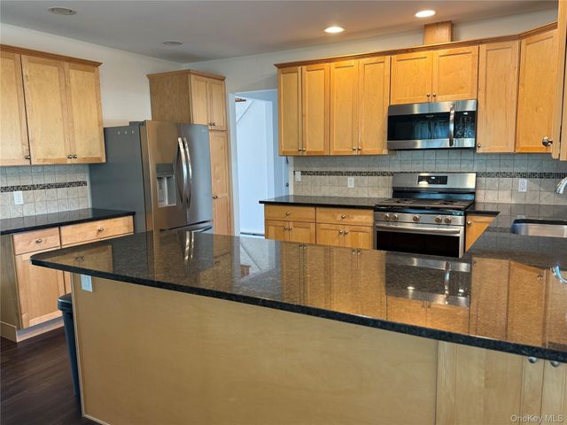 55 Lester Avenue, Freeport, NY 11520