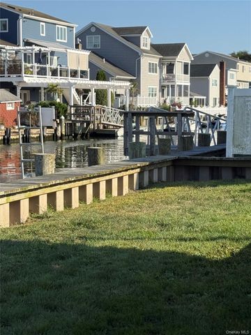 55 Lester Avenue, Freeport, NY 11520