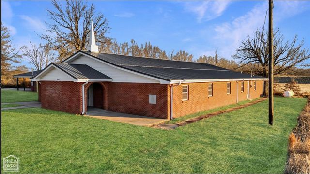 1023 County Road 204, Jonesboro, AR 72404
