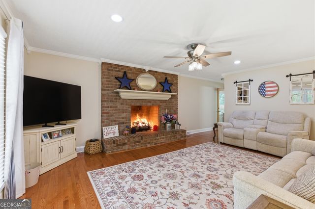 129 Foxdale Court, Toccoa, GA 30577