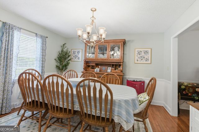 129 Foxdale Court, Toccoa, GA 30577